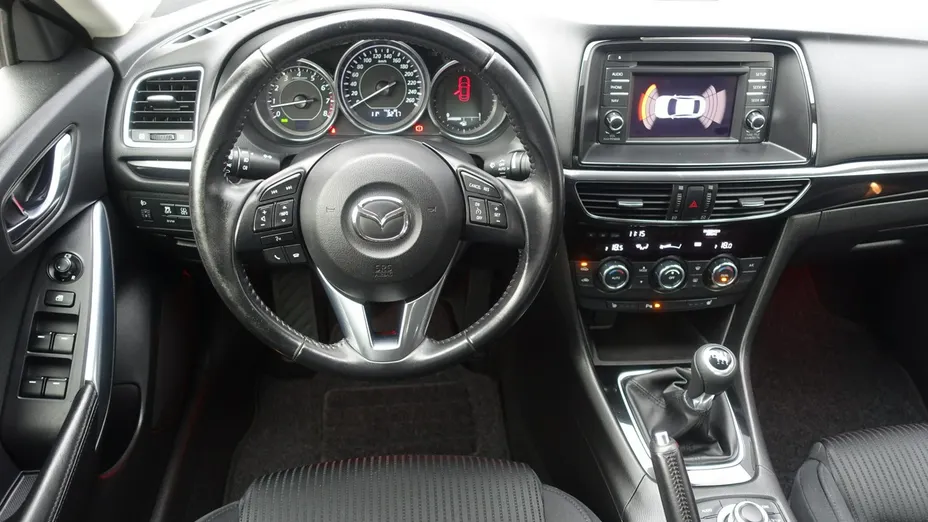 MAZDA 6 -