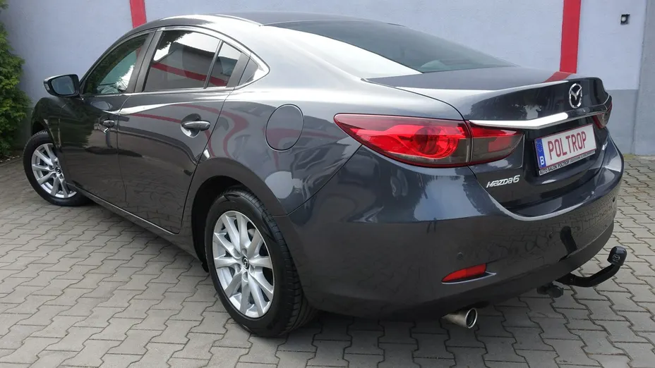 MAZDA 6 -