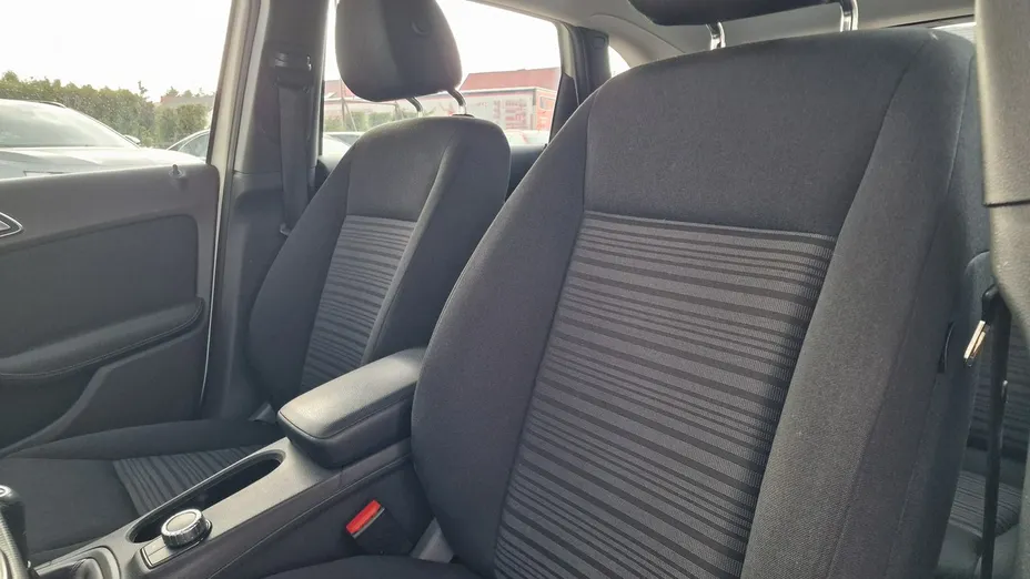 MERCEDES-BENZ B Klasa -