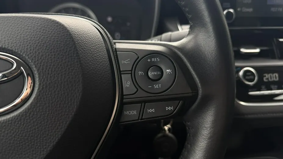 TOYOTA Corolla -