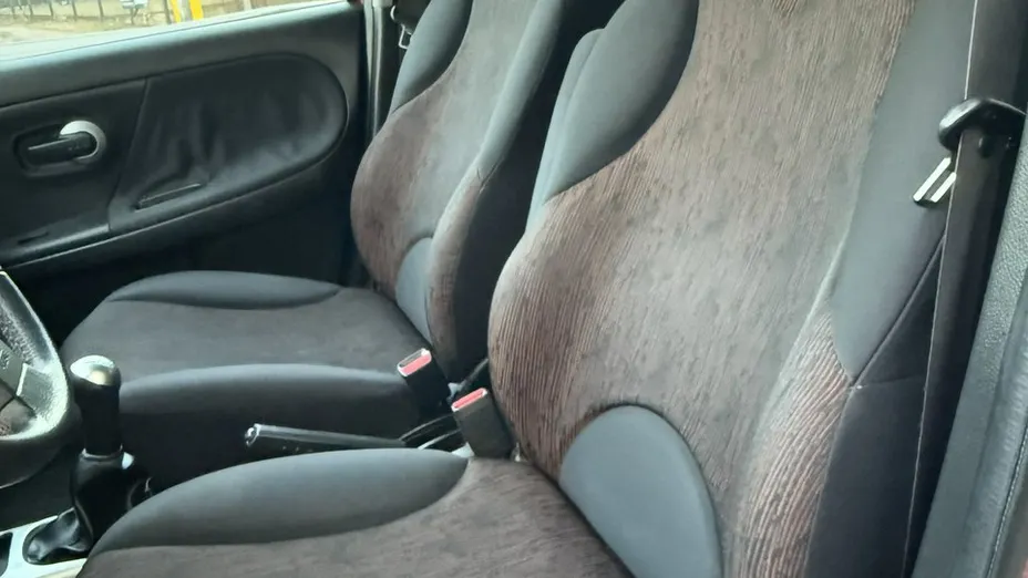 NISSAN Note -