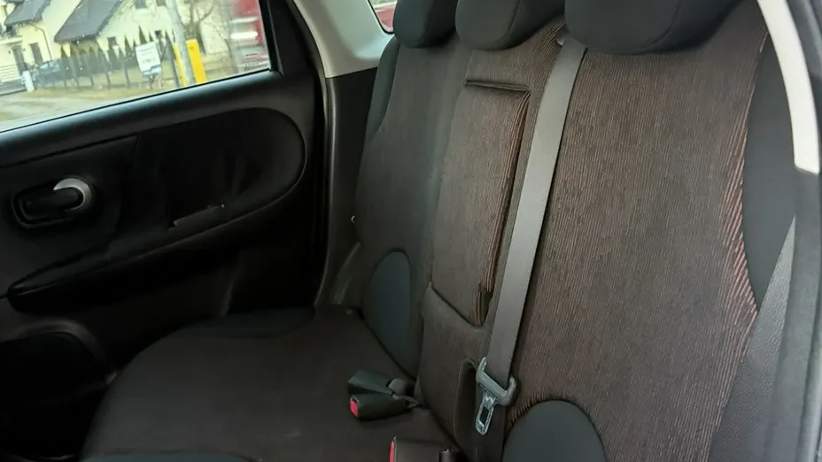 NISSAN Note -