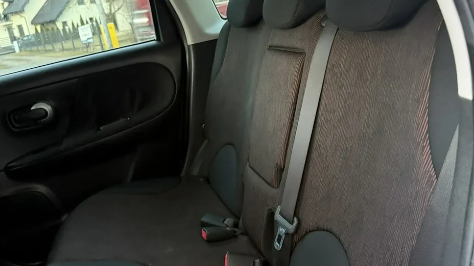 NISSAN Note -