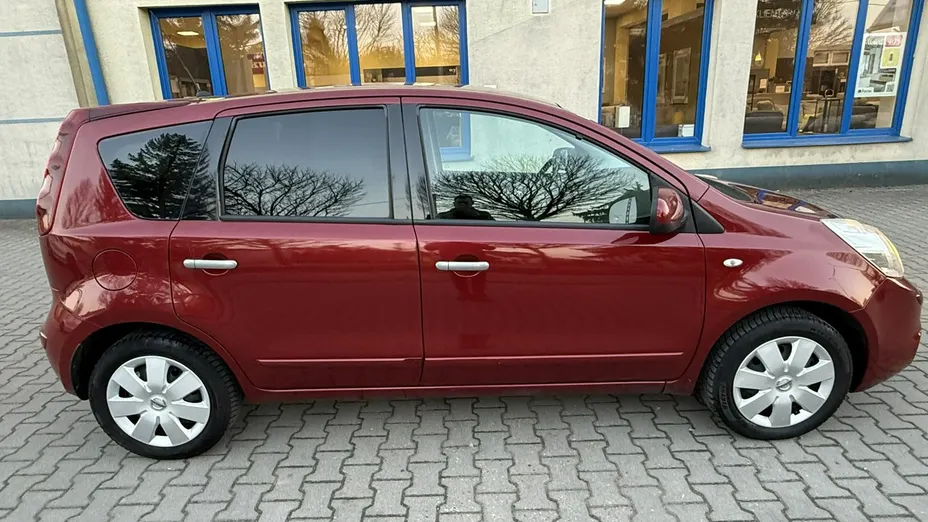 NISSAN Note -