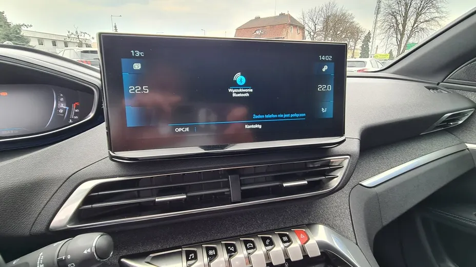 PEUGEOT 3008 -