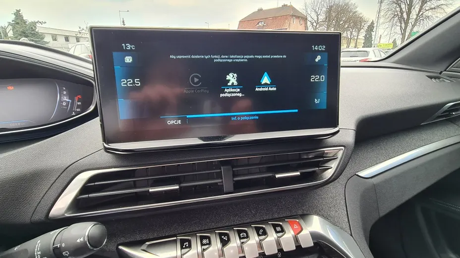 PEUGEOT 3008 -