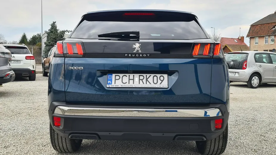 PEUGEOT 3008 -