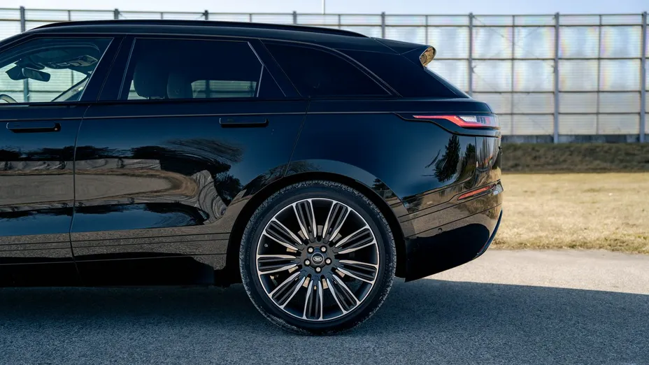 LAND ROVER Range Rover Velar -