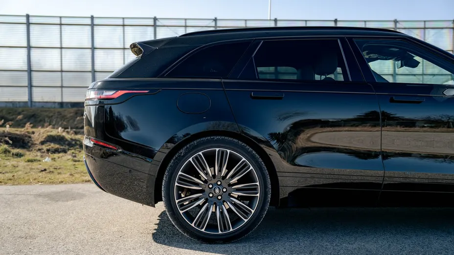 LAND ROVER Range Rover Velar -