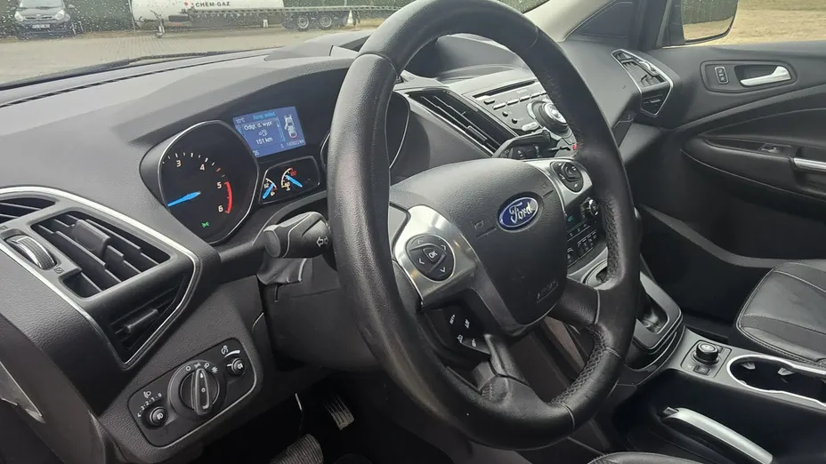FORD Kuga -