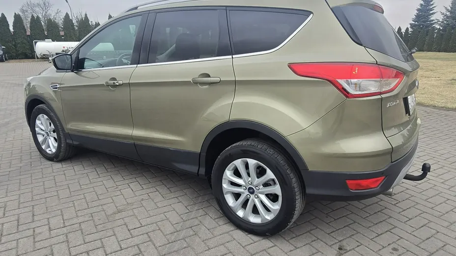 FORD Kuga -