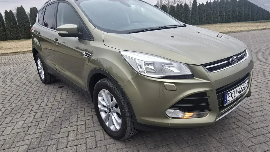 FORD Kuga -