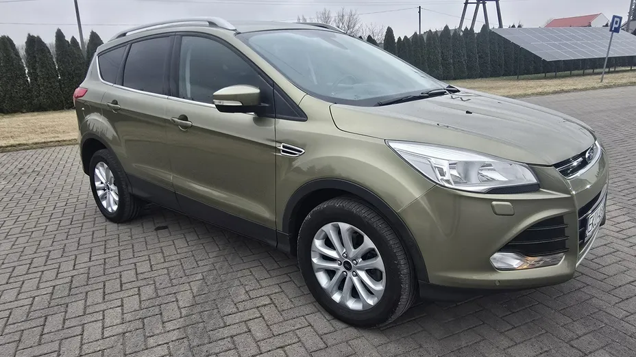 FORD Kuga -
