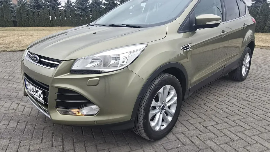 FORD Kuga -