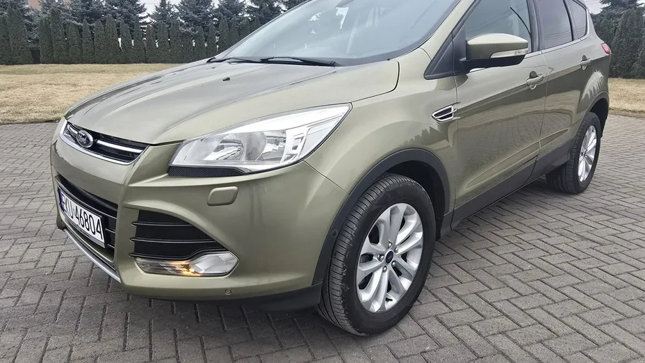 FORD Kuga -