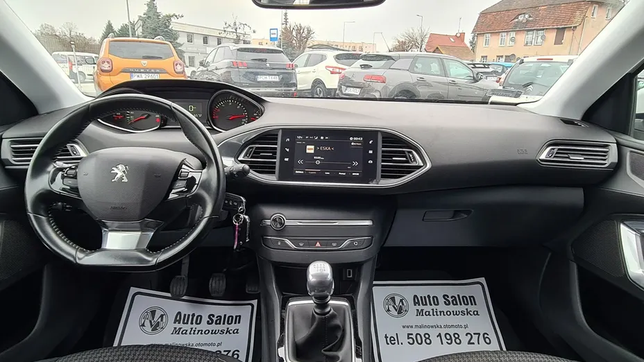PEUGEOT 308 -