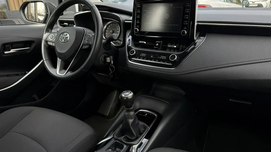TOYOTA Corolla -