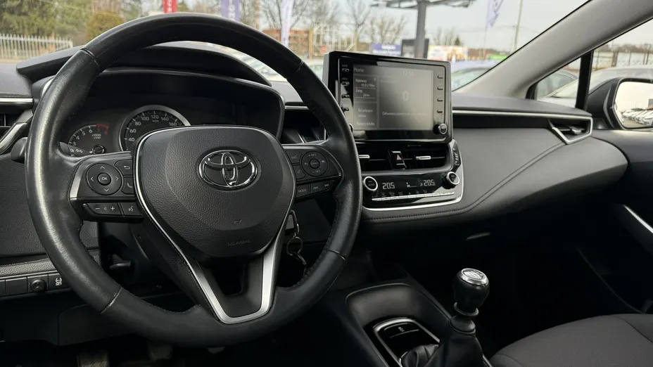 TOYOTA Corolla -