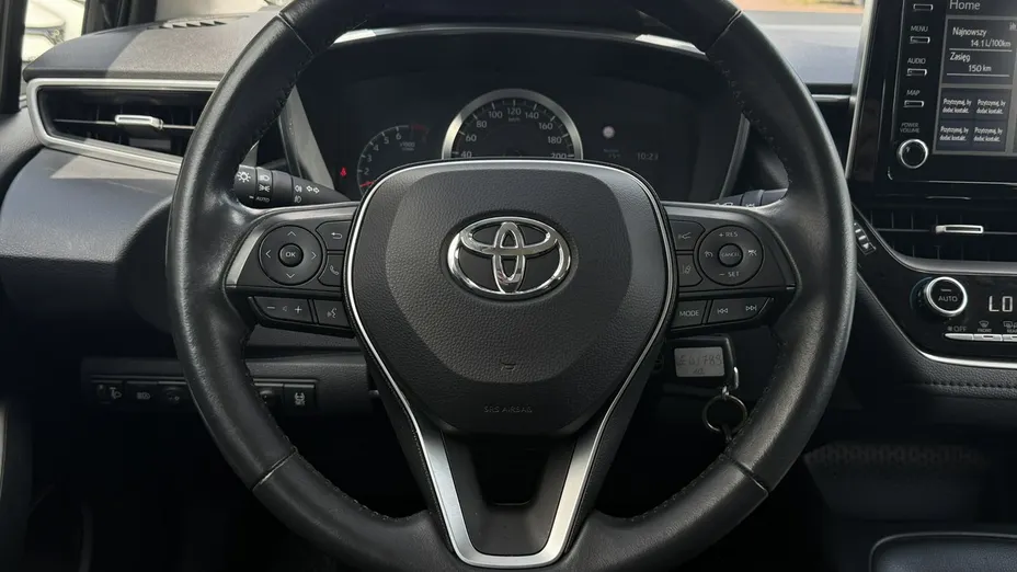TOYOTA Corolla -
