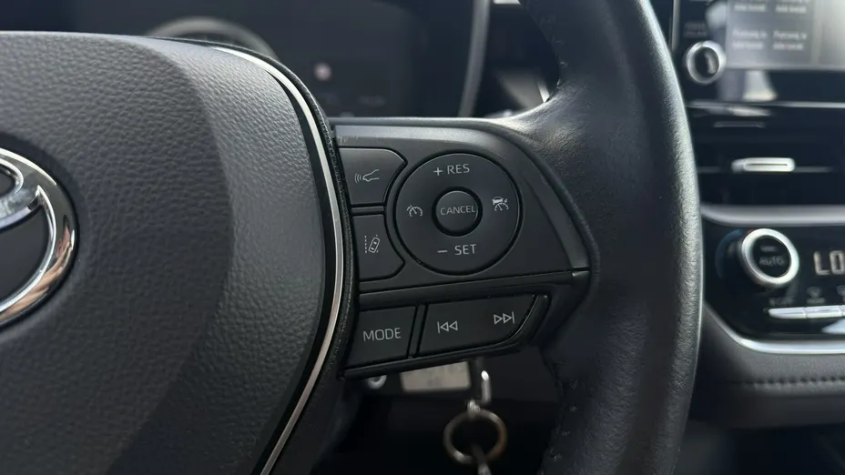 TOYOTA Corolla -