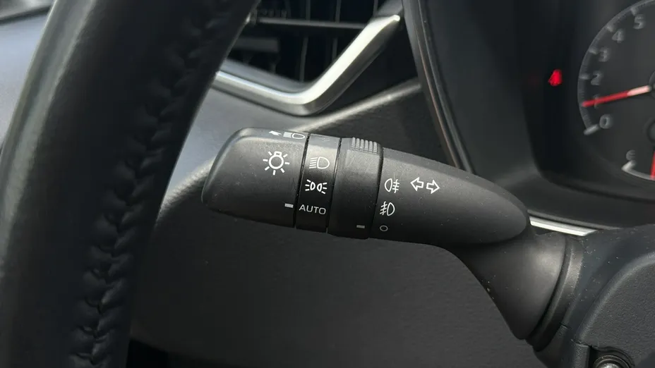 TOYOTA Corolla -