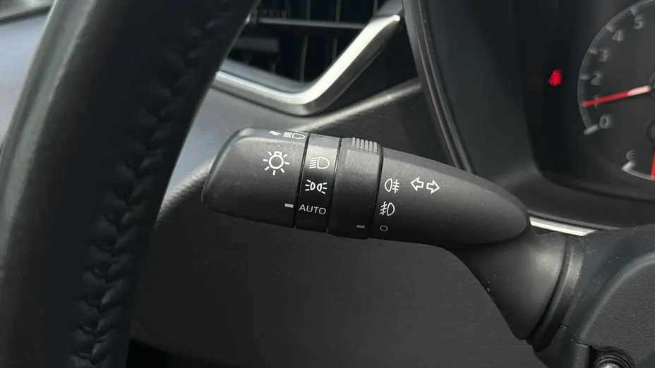 TOYOTA Corolla -