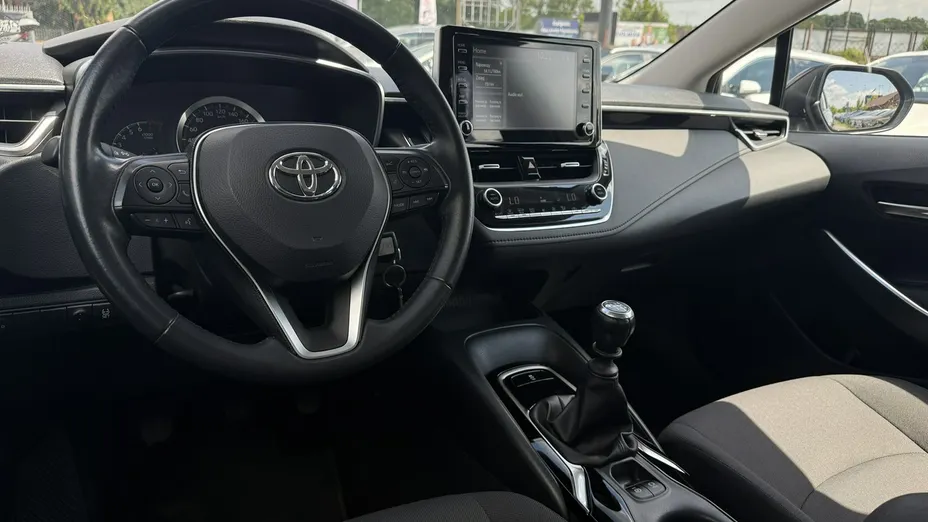 TOYOTA Corolla -