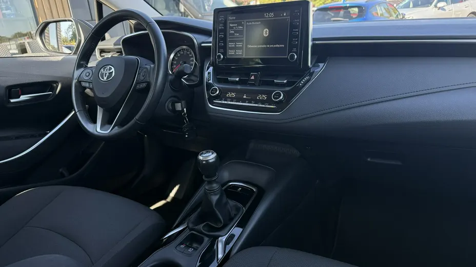 TOYOTA Corolla -