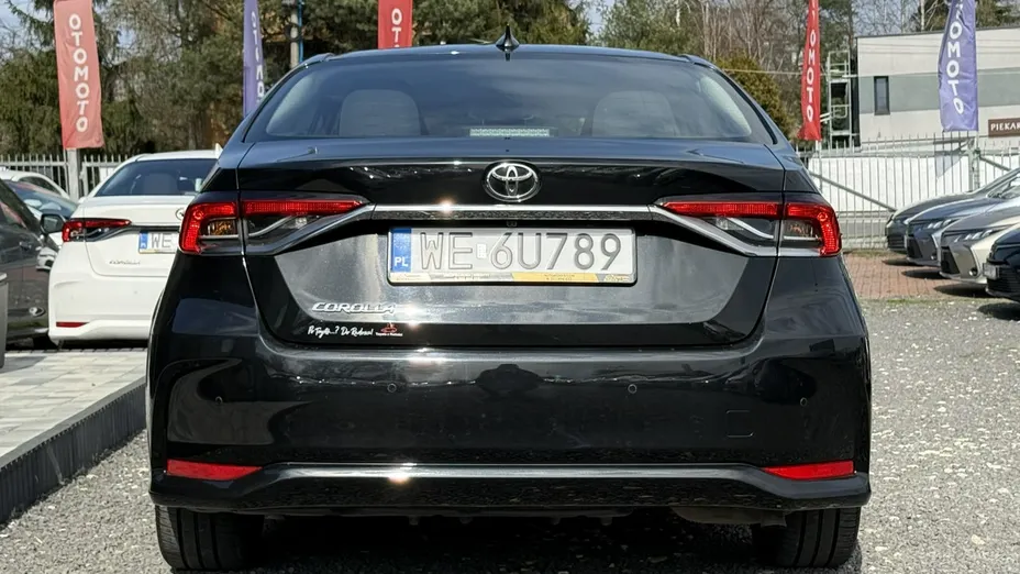 TOYOTA Corolla -