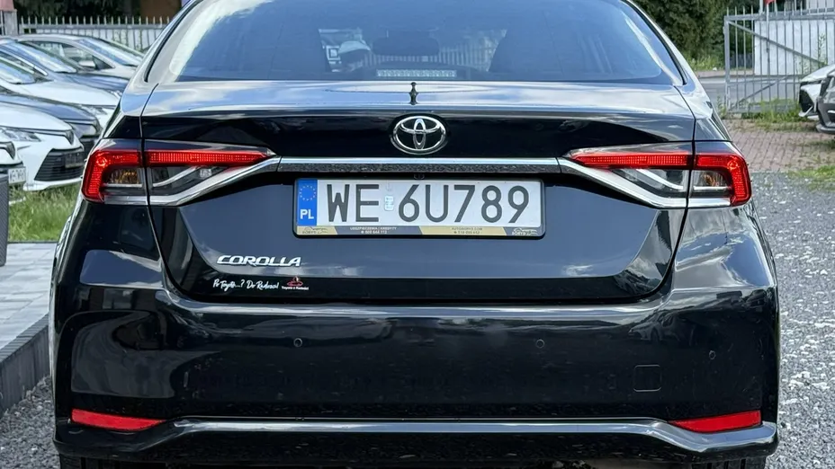 TOYOTA Corolla -