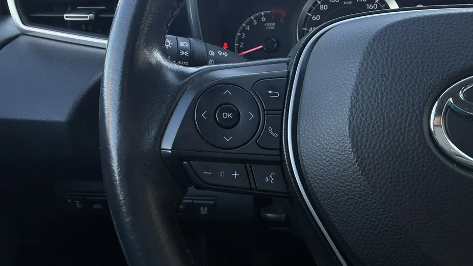 TOYOTA Corolla -