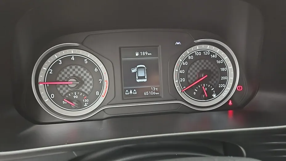 HYUNDAI i20 -