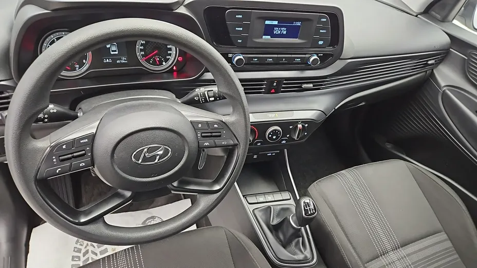 HYUNDAI i20 -