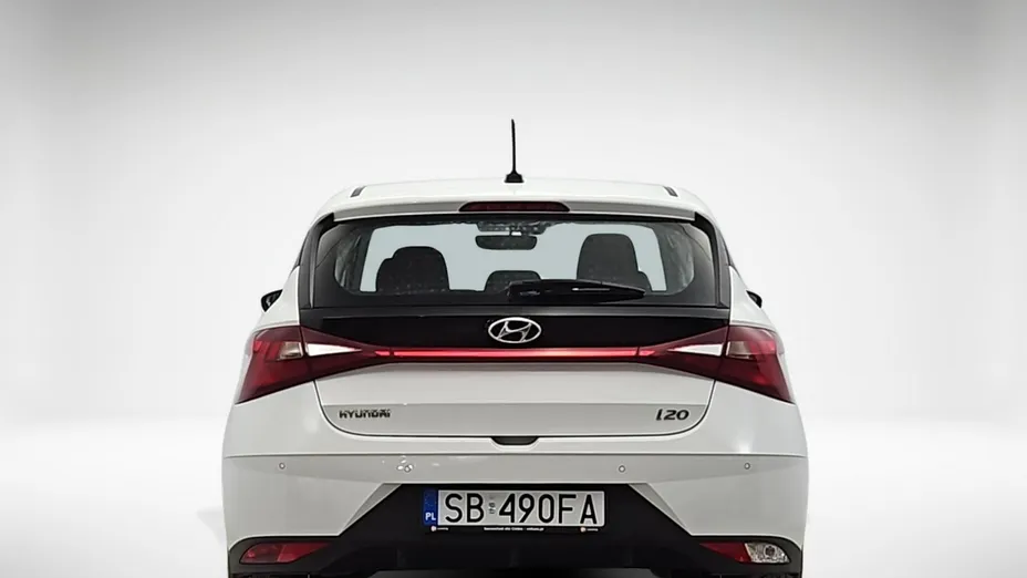 HYUNDAI i20 -