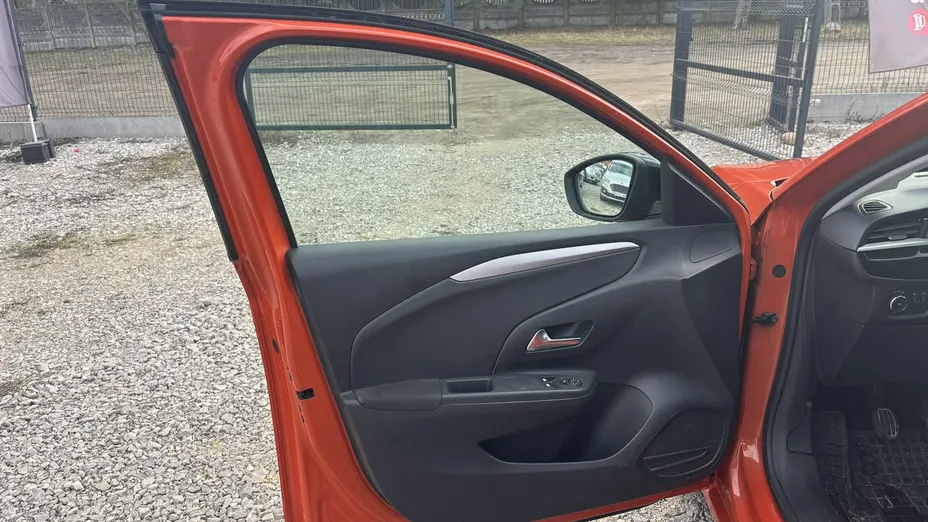 OPEL Corsa -