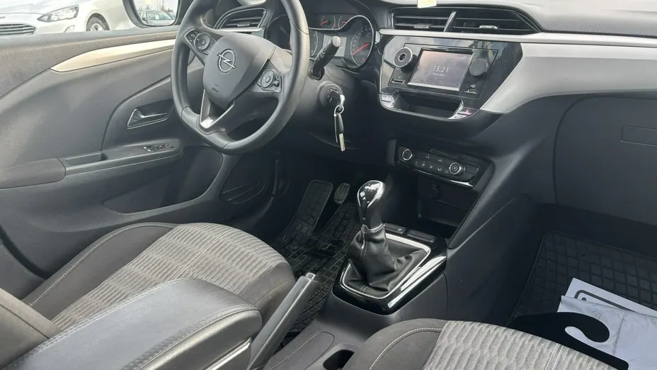 OPEL Corsa -
