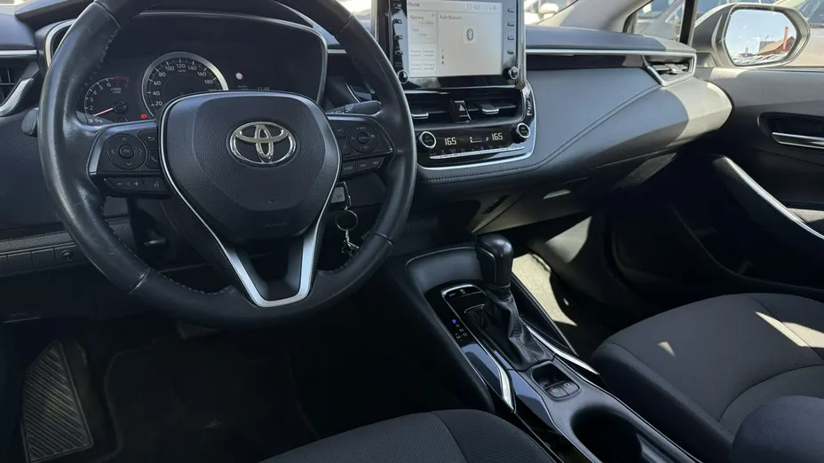 TOYOTA Corolla -