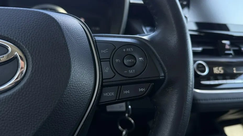 TOYOTA Corolla -