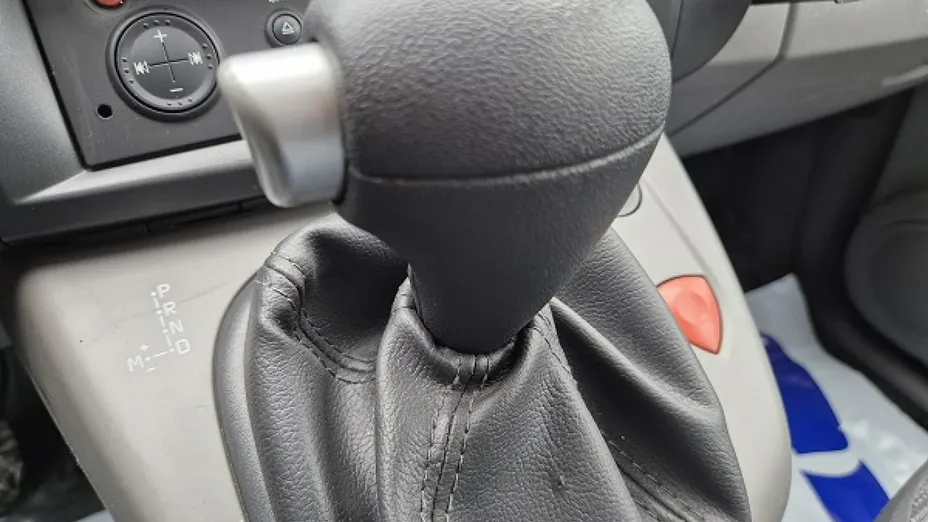 RENAULT Scenic -