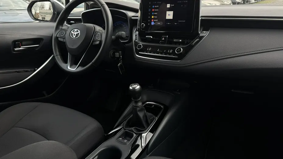TOYOTA Corolla -