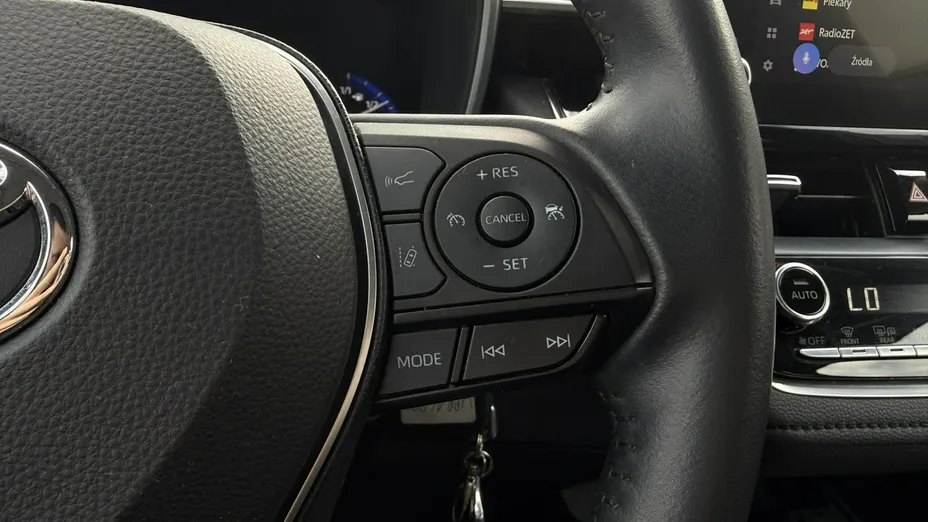 TOYOTA Corolla -