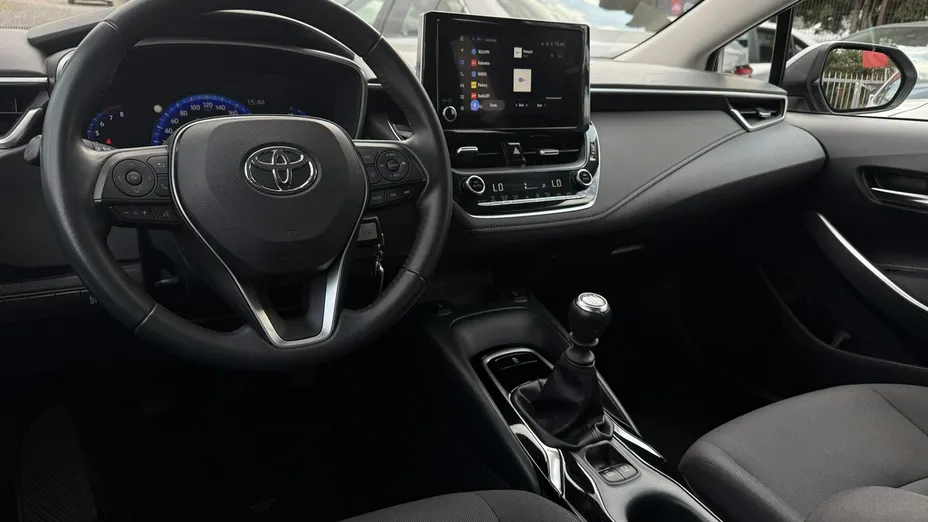 TOYOTA Corolla -