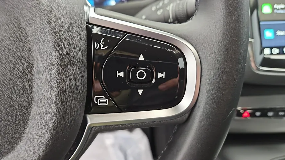 VOLVO XC90 -