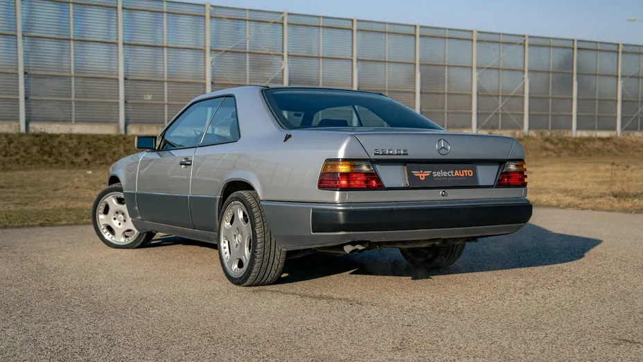 MERCEDES-BENZ E Klasa -