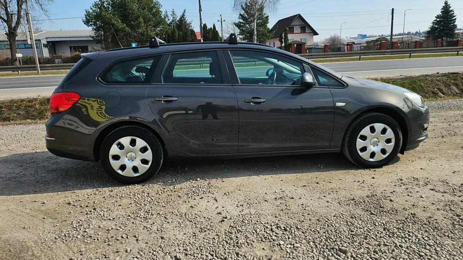 OPEL Astra -