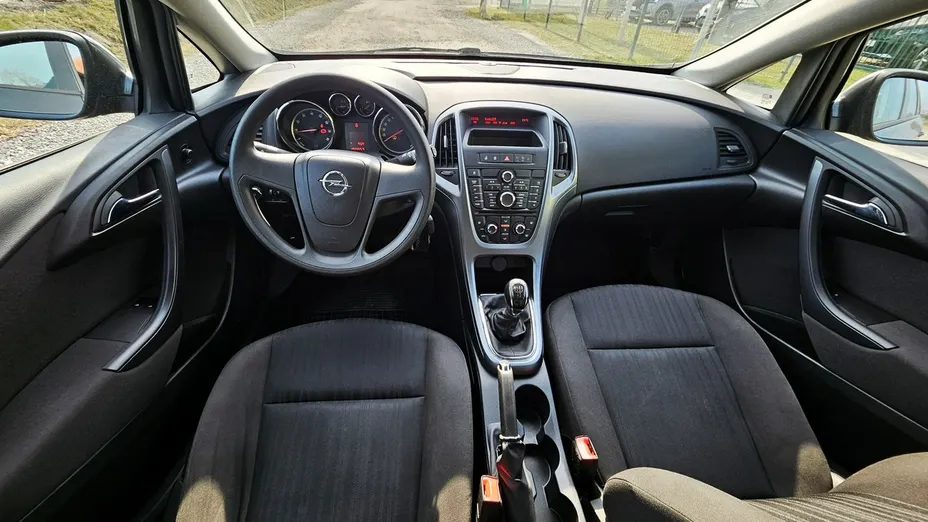 OPEL Astra -