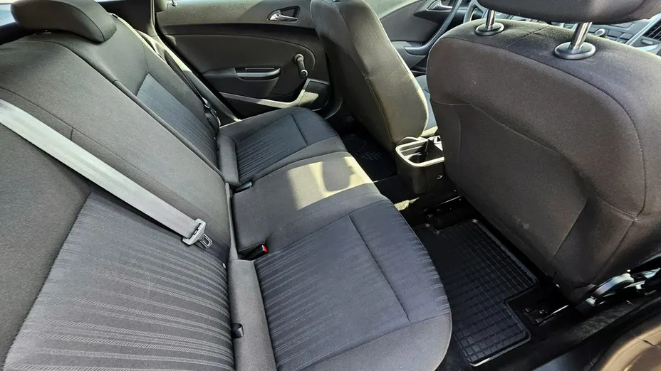 OPEL Astra -