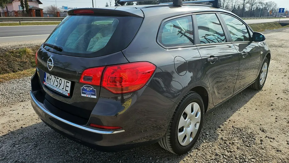 OPEL Astra -
