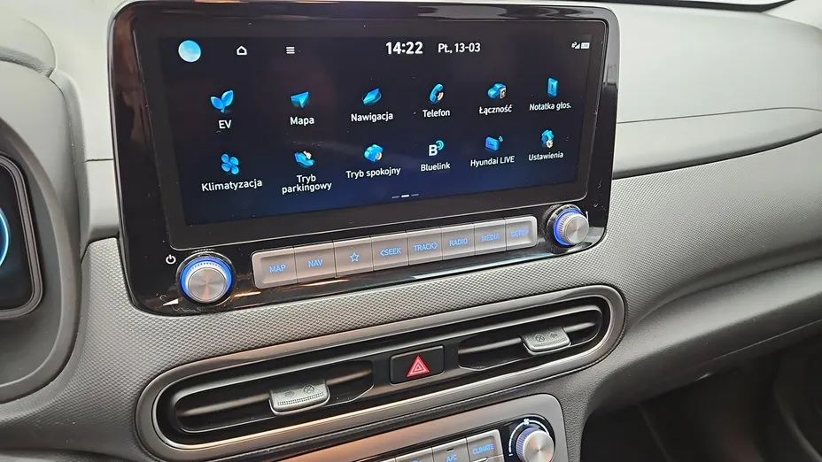 HYUNDAI Kona -