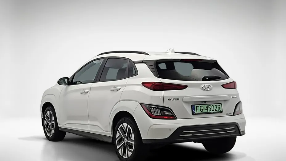 HYUNDAI Kona -